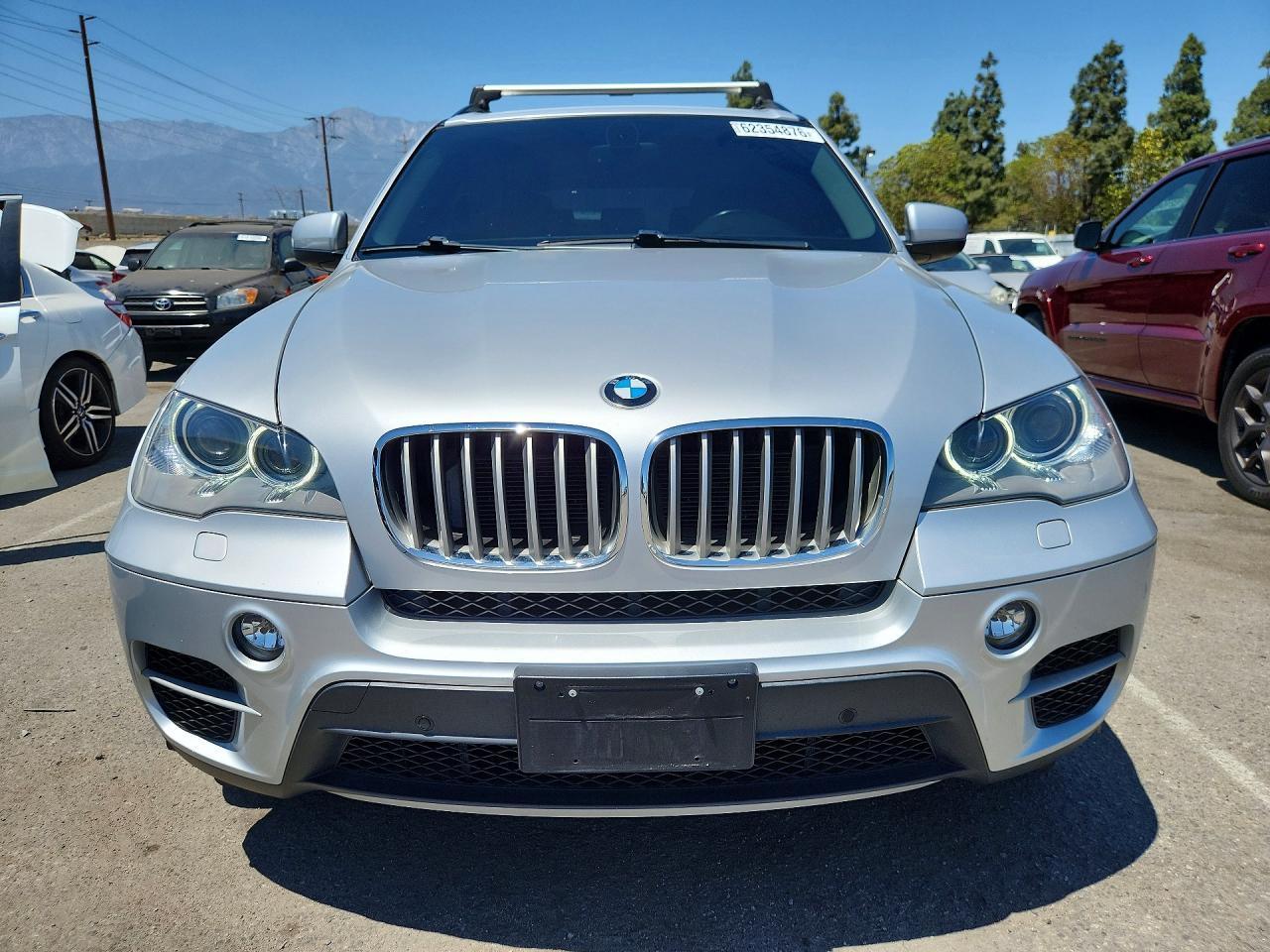 2013 BMW X5 xDrive50I - zdjęcie 5