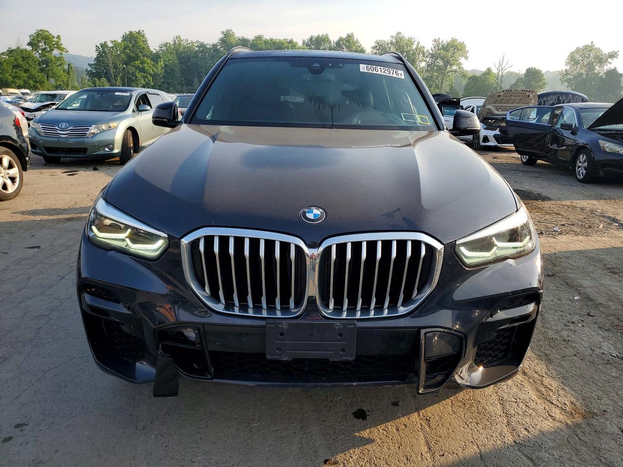 2022 BMW X5 xDrive40I - zdjęcie 5