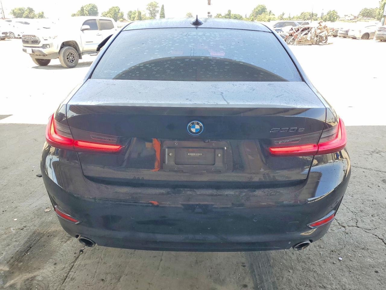 2022 BMW 330E - zdjęcie 6