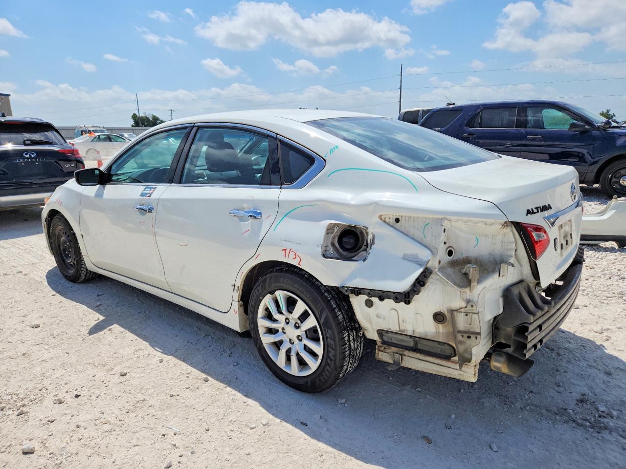 2017 Nissan Altima 2.5 S - zdjęcie 2