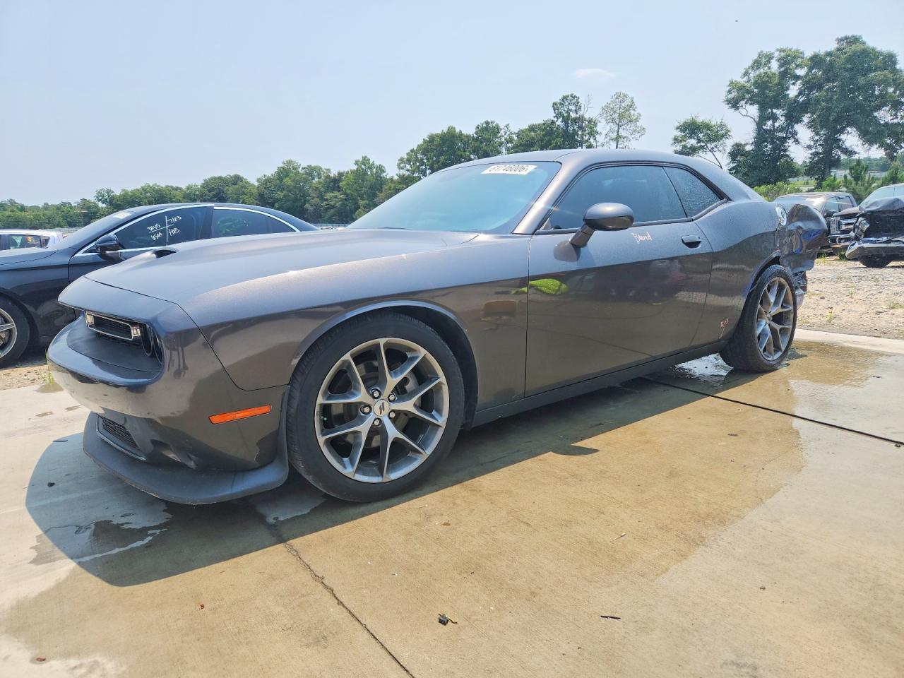 2022 Dodge Challenger Gt - zdjęcie główne