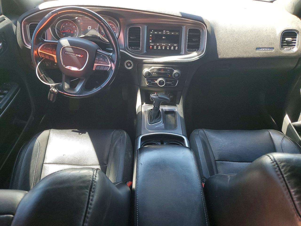 2019 Dodge Charger Sxt - zdjęcie 8