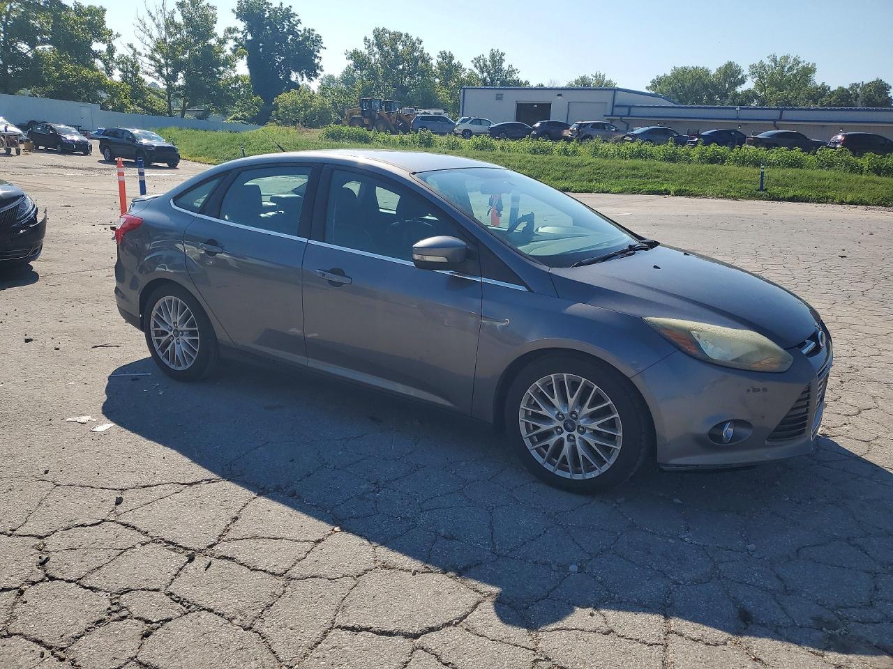 2014 Ford Focus Titanium - zdjęcie 4