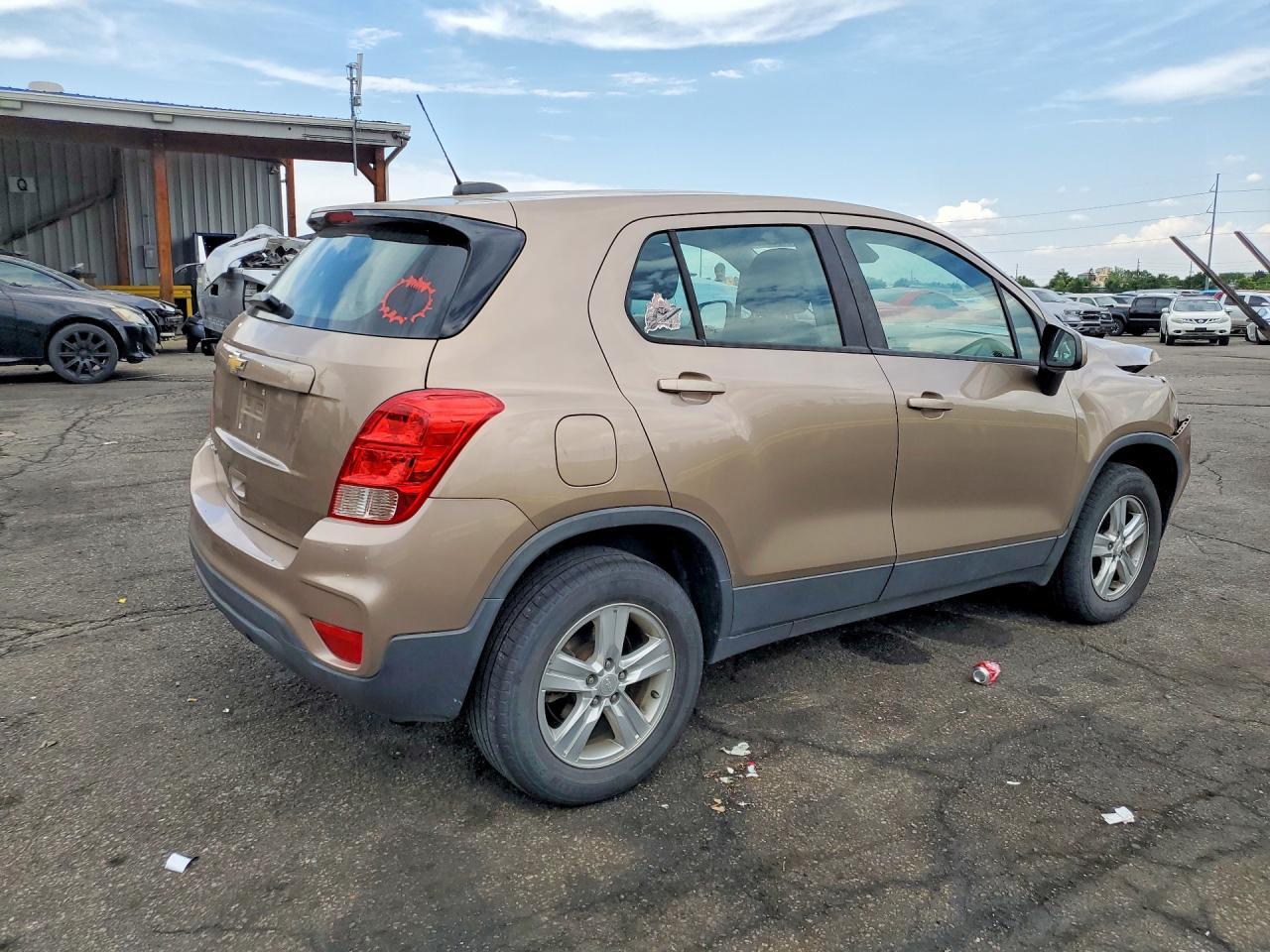 2018 Chevrolet Trax Ls - zdjęcie 3