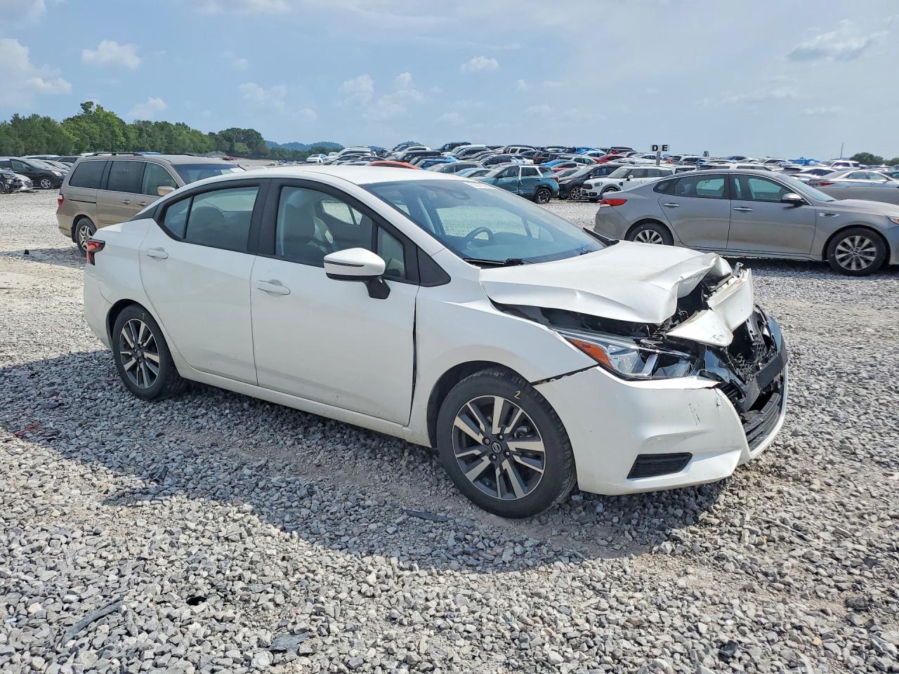 2020 Nissan Versa Sv - zdjęcie 4