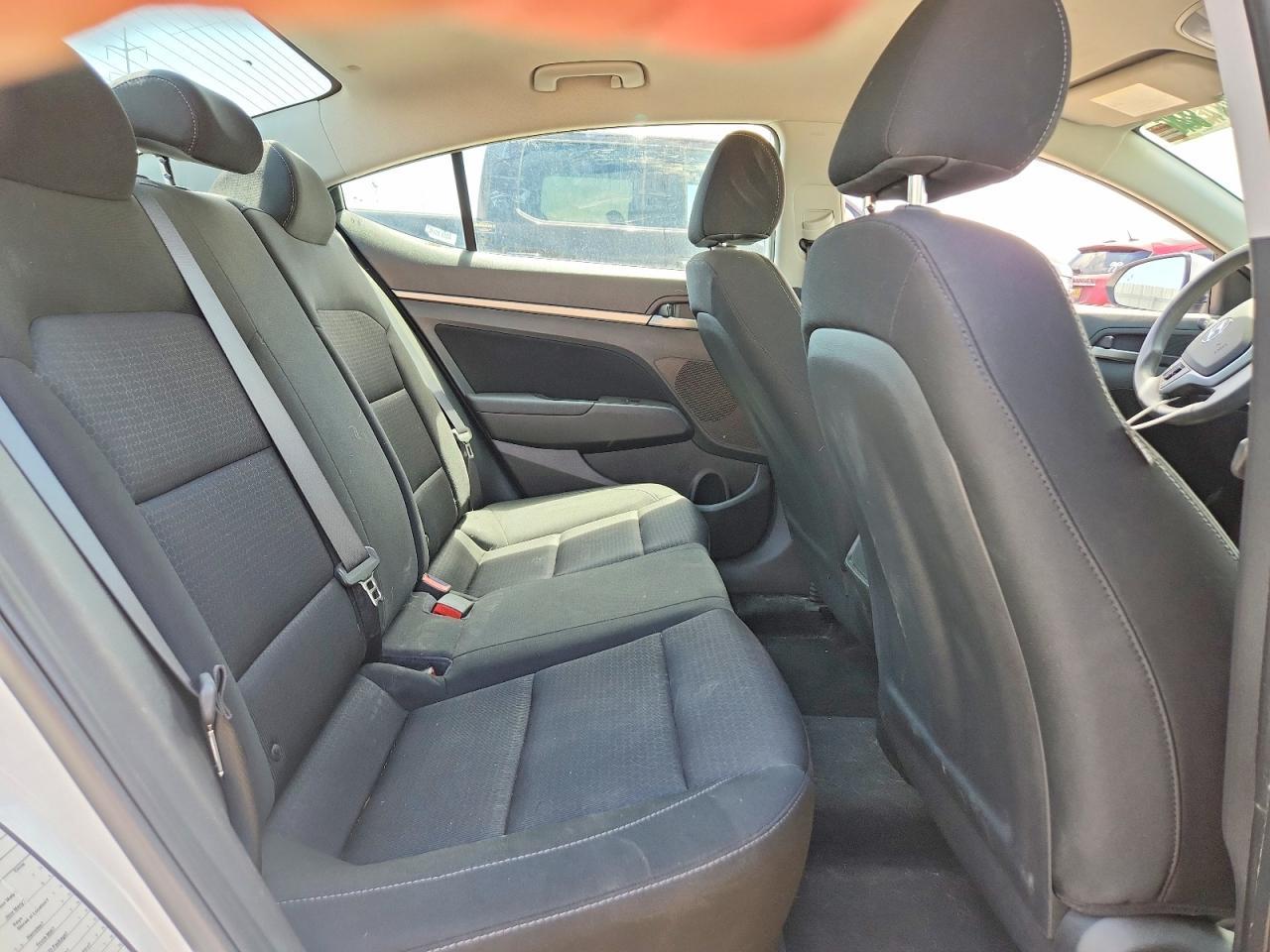2018 Hyundai Elantra Sel - zdjęcie 10