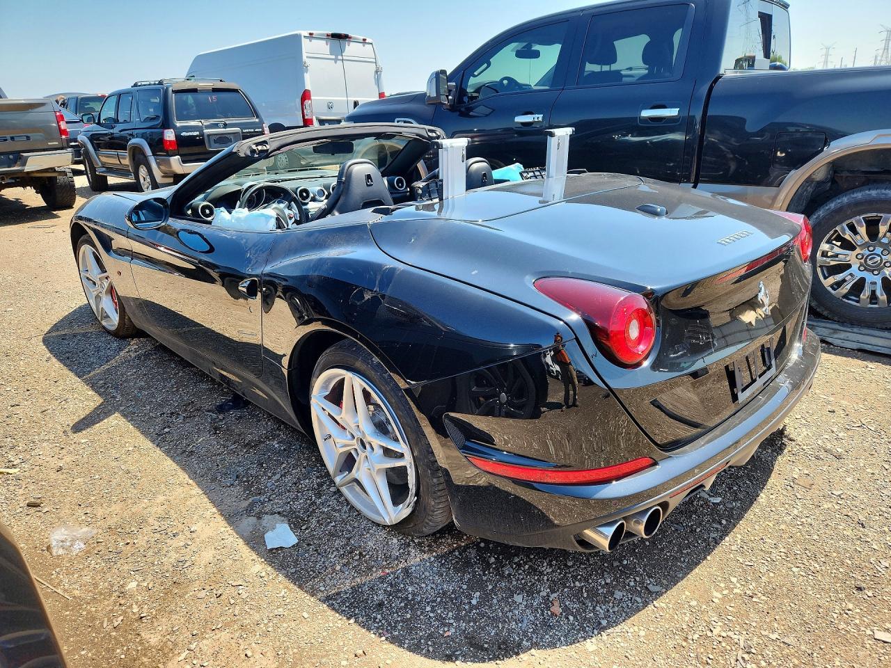 2015 Ferrari California T - zdjęcie 2