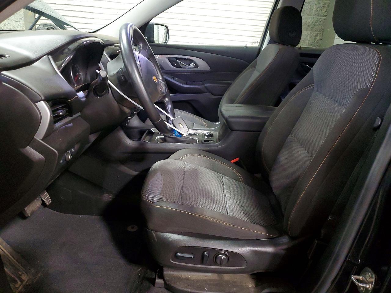 2021 Chevrolet Traverse Lt - zdjęcie 7