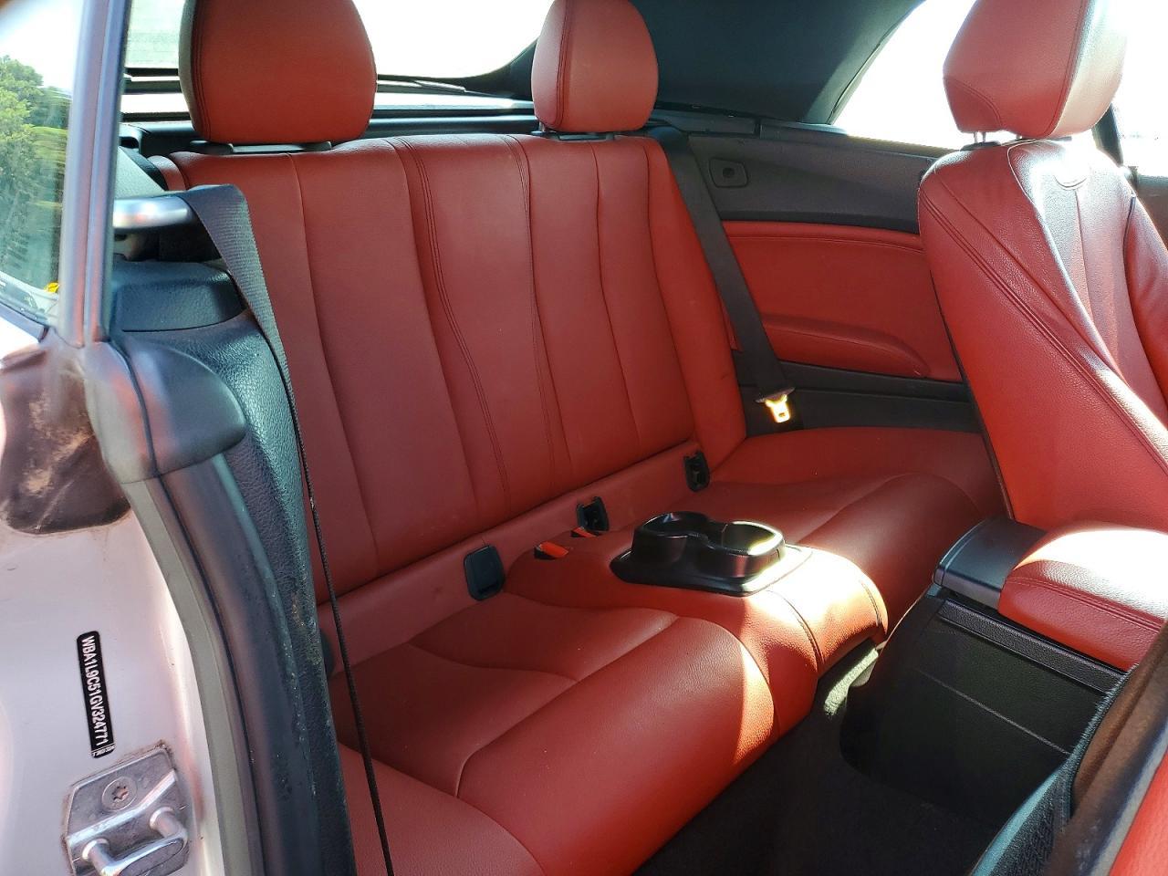 2016 BMW Seria 2 Cabrio 228i - zdjęcie 10