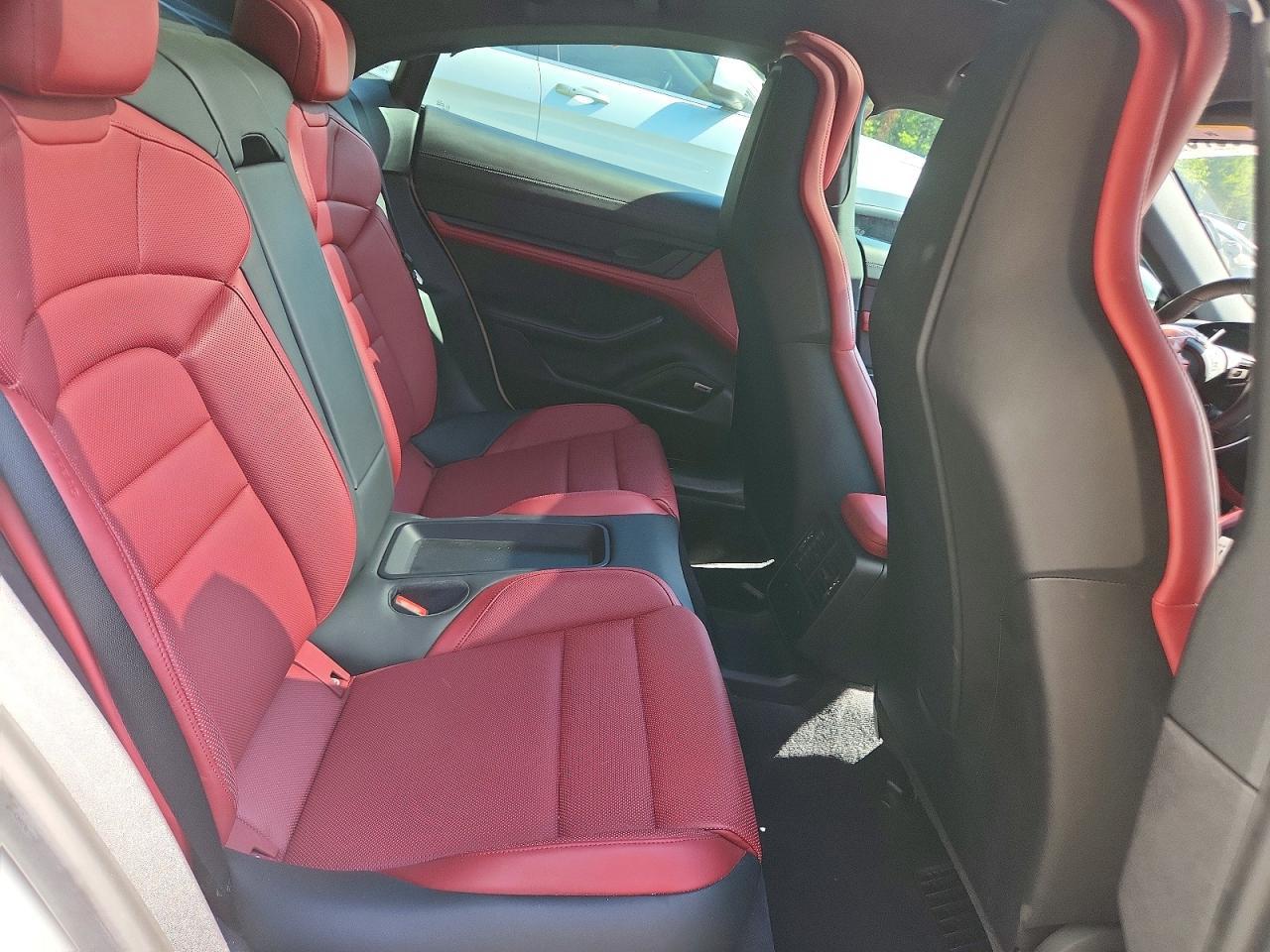 2021 Porsche Taycan 4S - zdjęcie 10