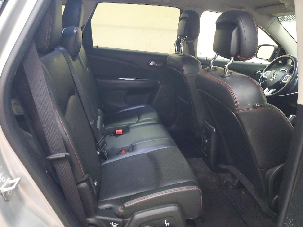 2014 Dodge Journey R/T - zdjęcie 11
