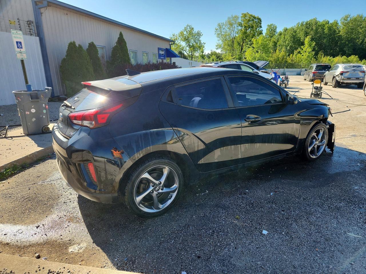 2019 Hyundai Veloster 2.0L - zdjęcie 3