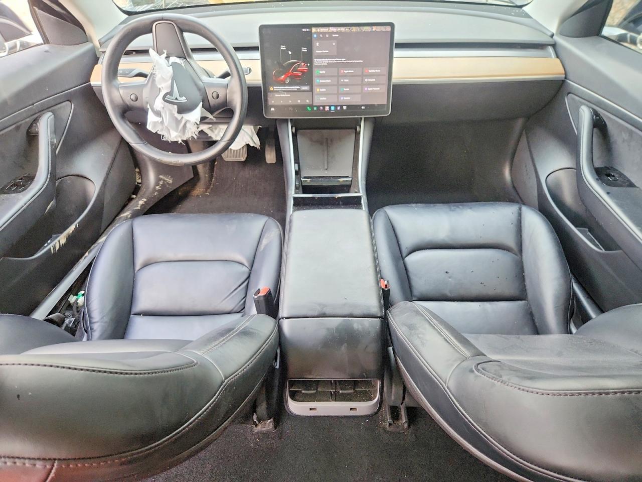 2020 Tesla Model 3 - zdjęcie 8