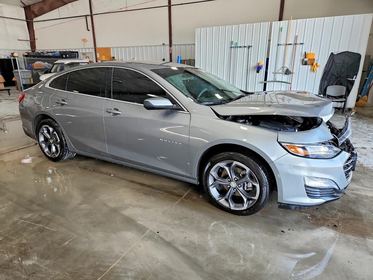 2023 Chevrolet Malibu Lt - zdjęcie 4