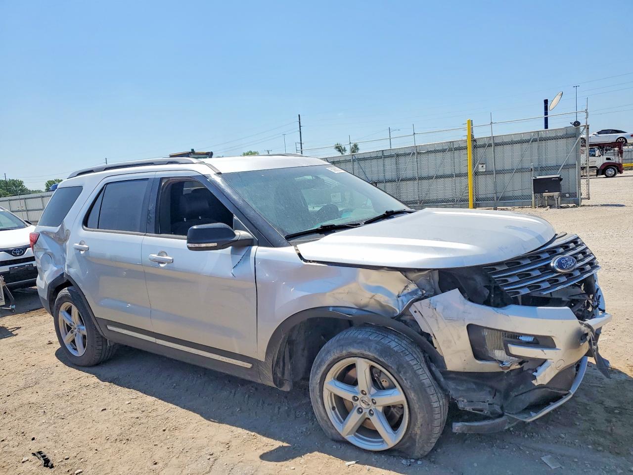 2016 Ford Explorer Xlt - zdjęcie 4