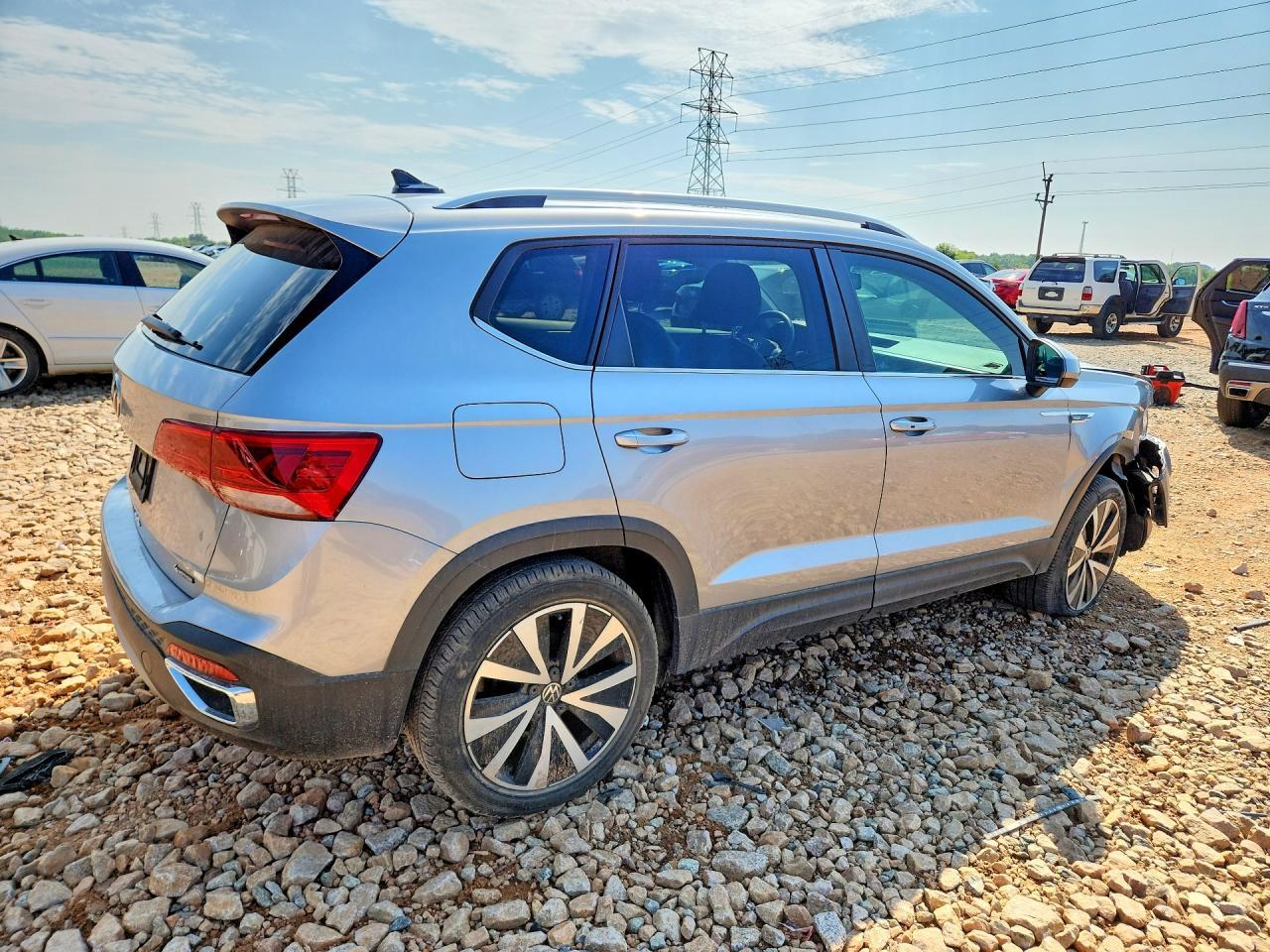 2022 Volkswagen Taos Se Iq Drive - zdjęcie 3