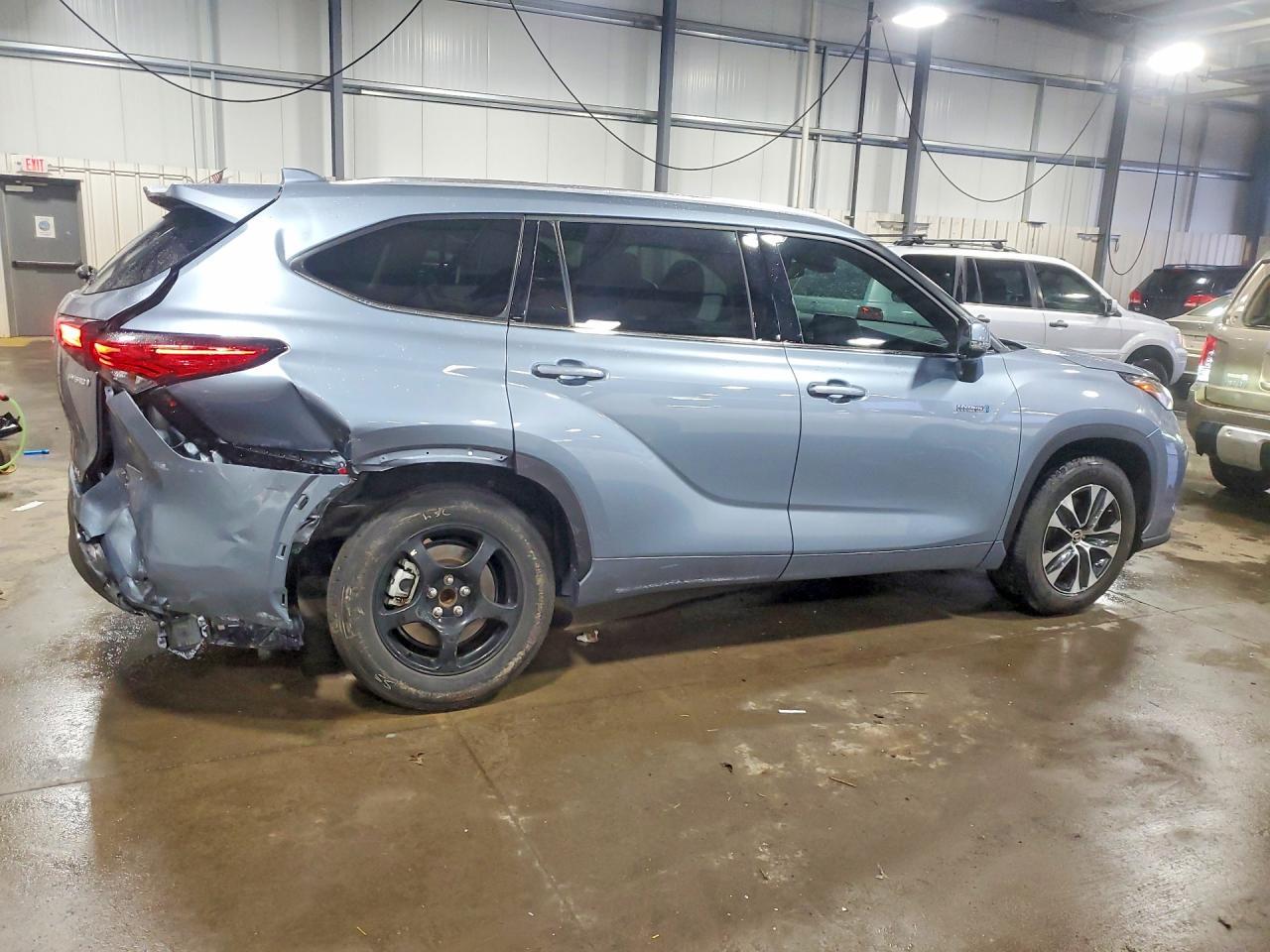 2020 Toyota Highlander Hybrid Xle - zdjęcie 3