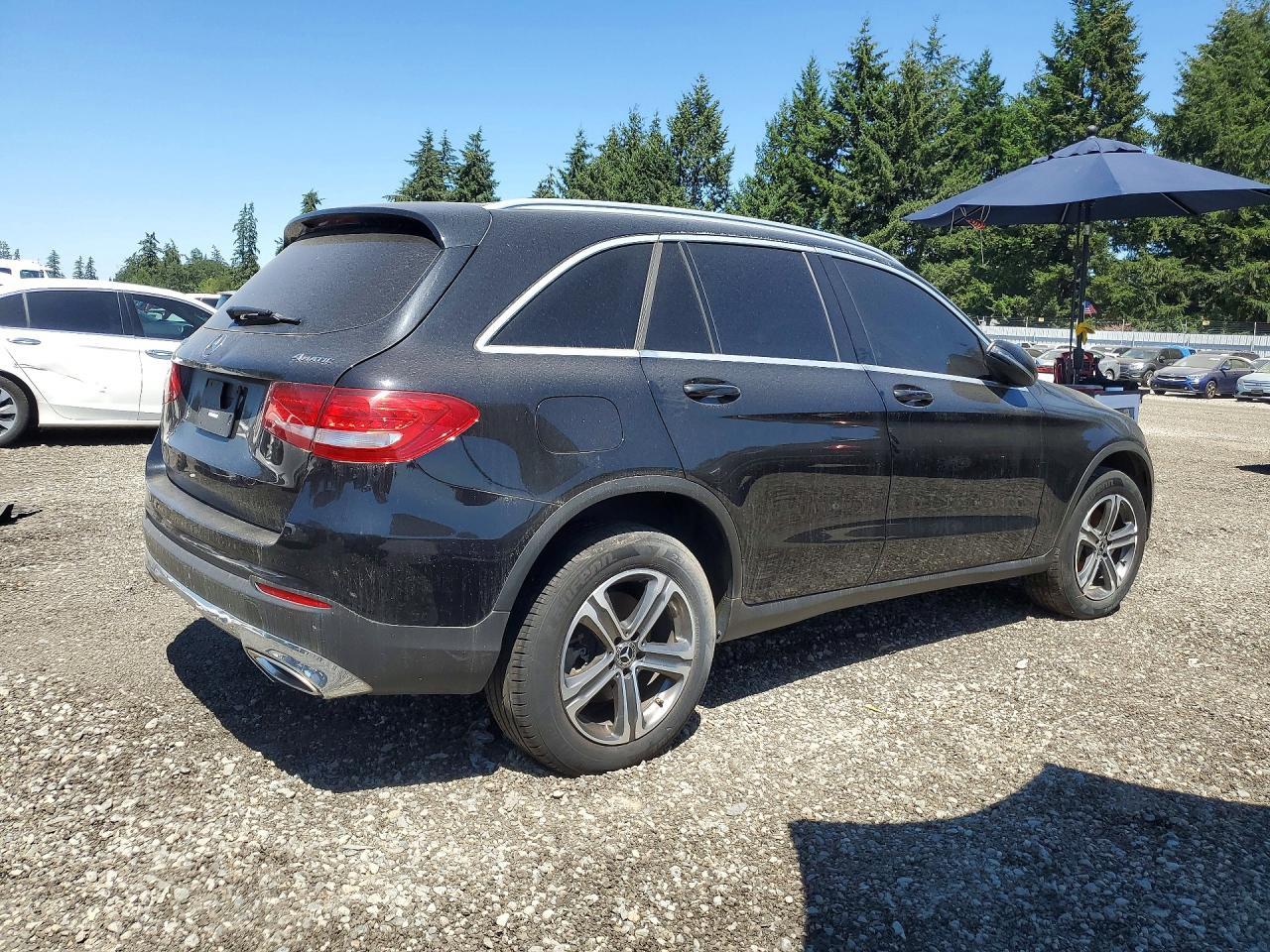 2017 Mercedes-Benz Glc 300 4Matic - zdjęcie 3