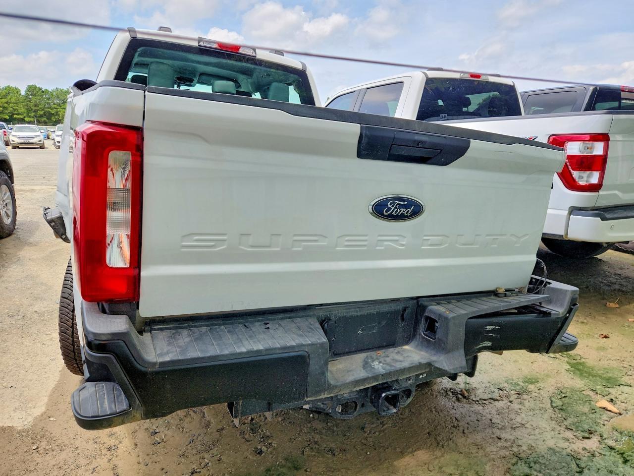 2026 Ford F250 Super Duty - zdjęcie 6