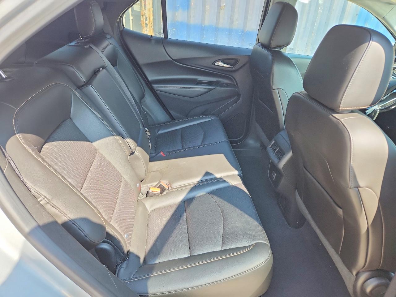 2019 Chevrolet Equinox Premier - zdjęcie 10