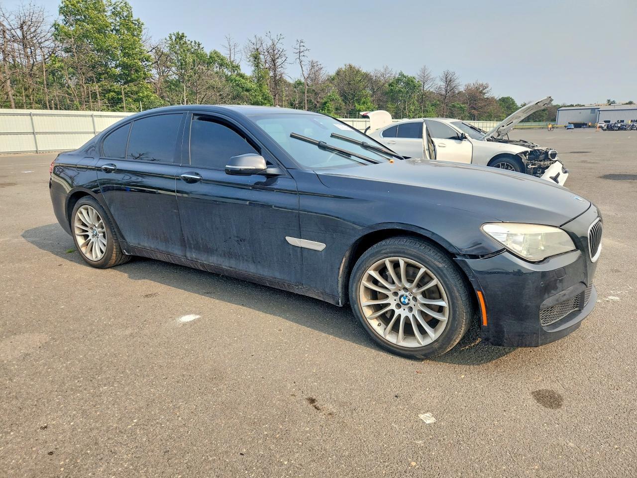 2015 BMW 740 I - zdjęcie 4