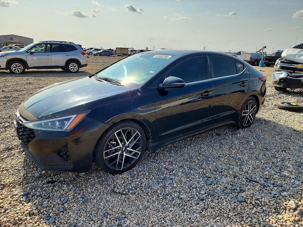 2020 Hyundai Elantra Sport - zdjęcie główne