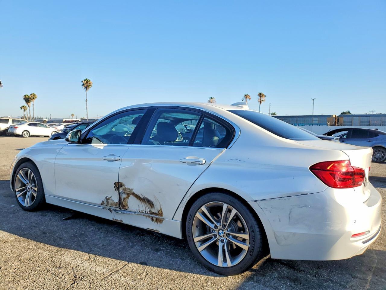 BMW Seria 3 - zdjęcie 2