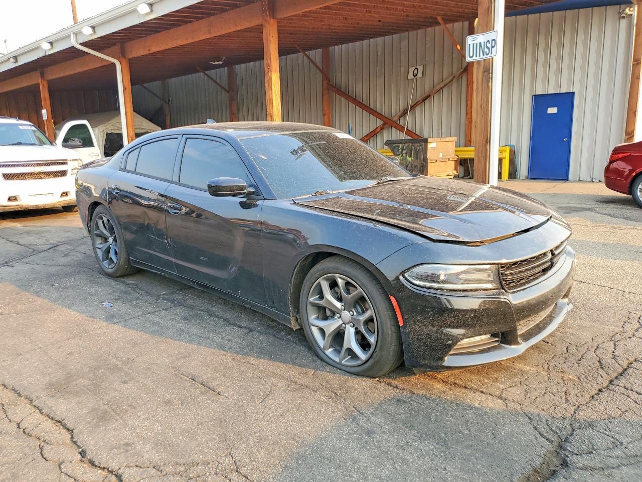 2015 Dodge Charger R/T - zdjęcie 4