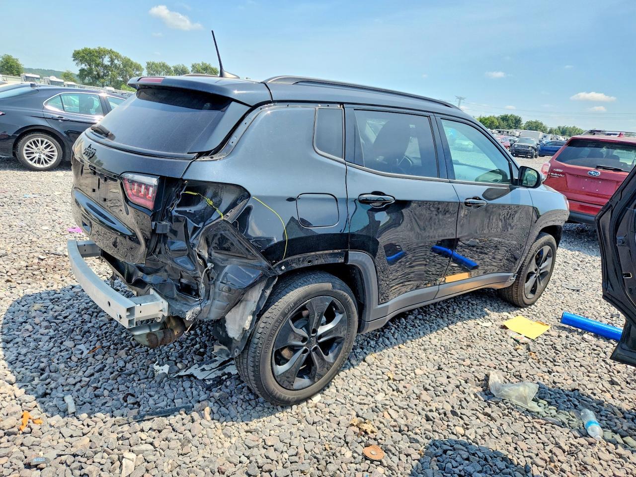 2019 Jeep Compass Latitude - zdjęcie 3