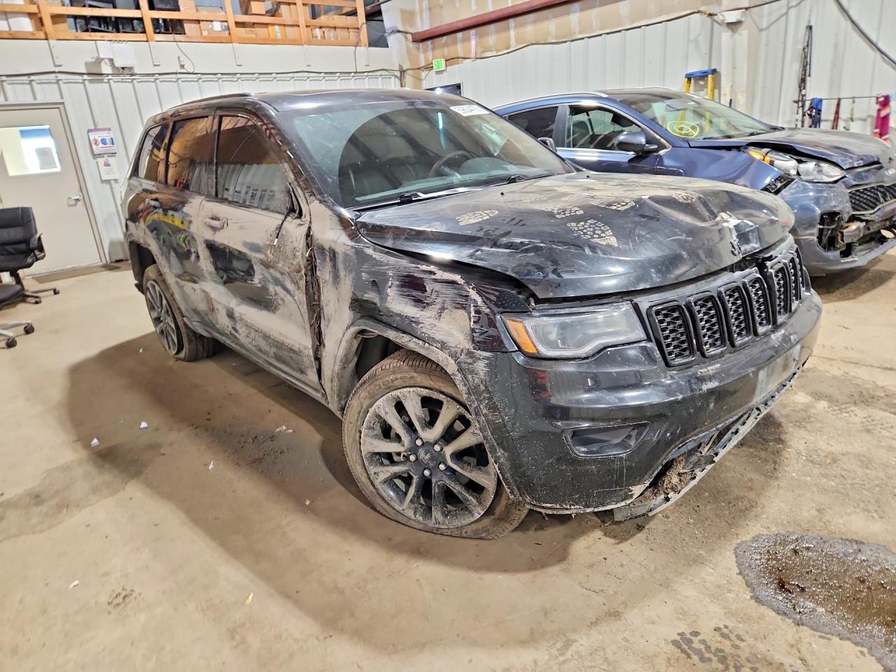 2020 Jeep Grand Cherokee Laredo - zdjęcie 4