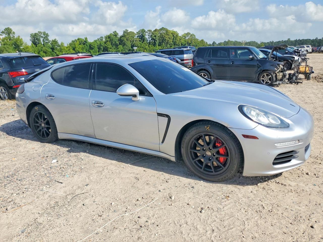 2015 Porsche Panamera 2 - zdjęcie 4