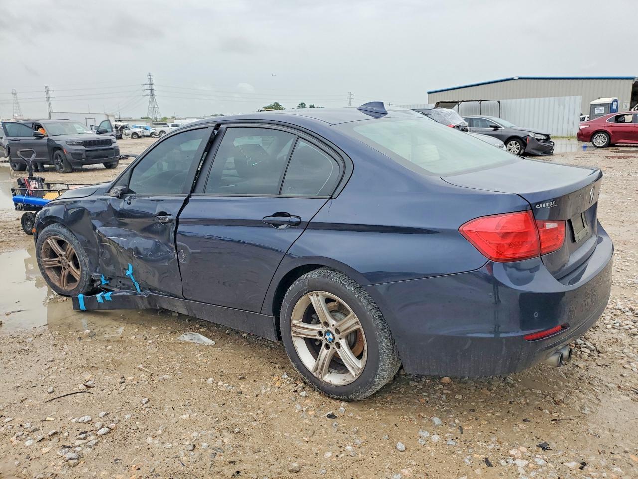 2015 BMW 328 I - zdjęcie 2