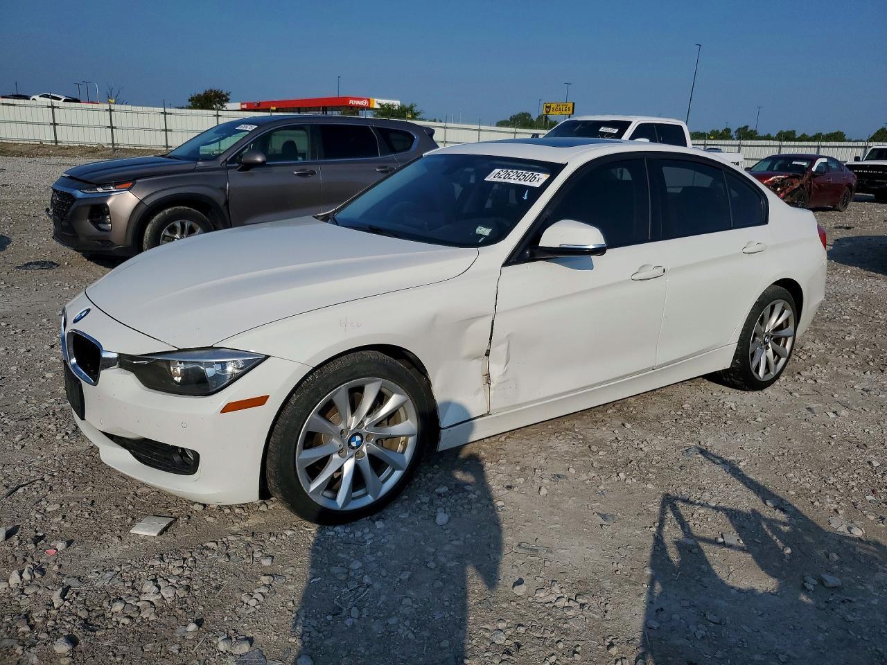 2015 BMW 320 I xDrive - zdjęcie główne