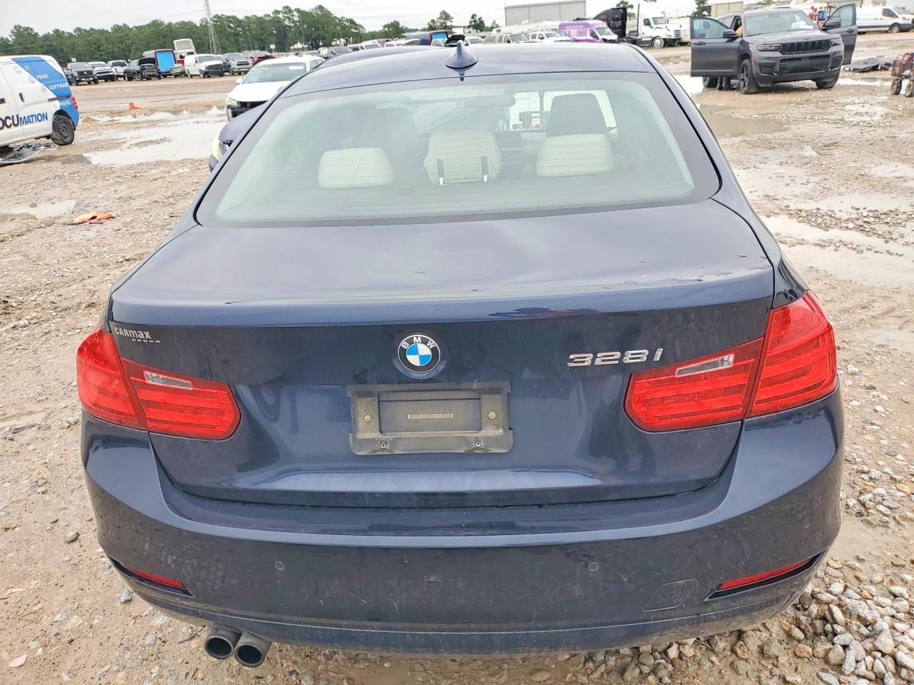 2015 BMW 328 I - zdjęcie 6
