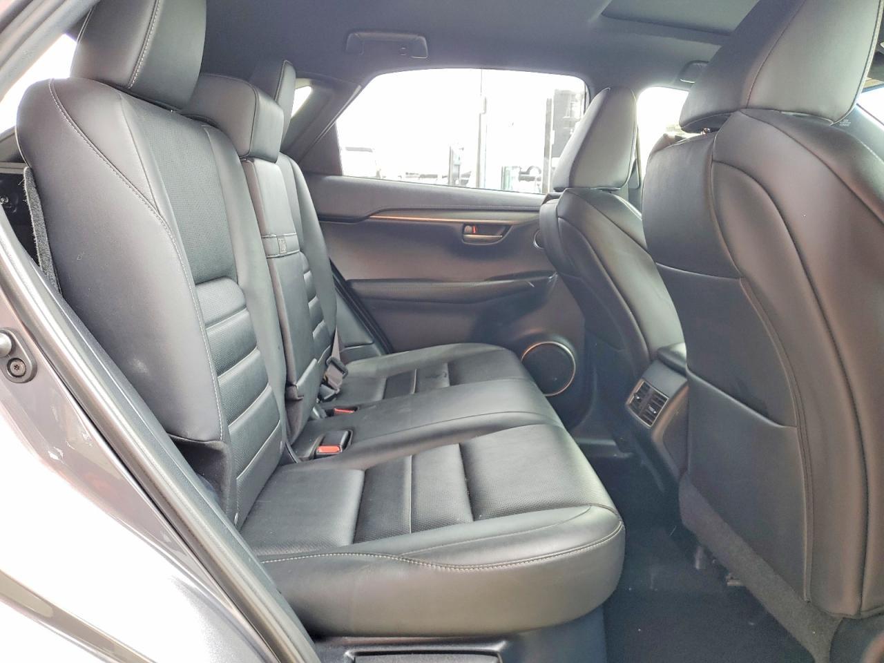 2015 Lexus Nx 200T - zdjęcie 11