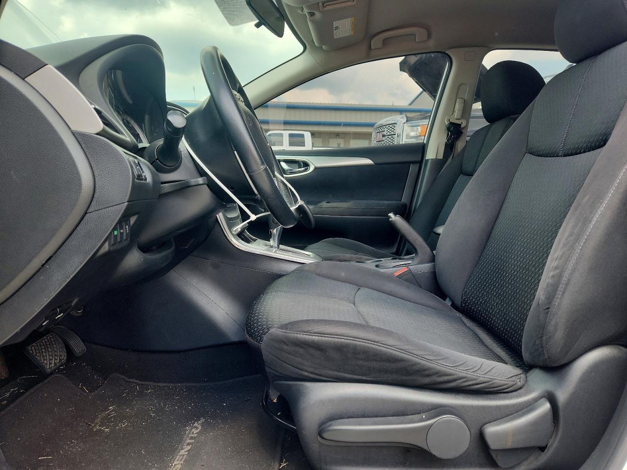 2013 Nissan Sentra S - zdjęcie 7