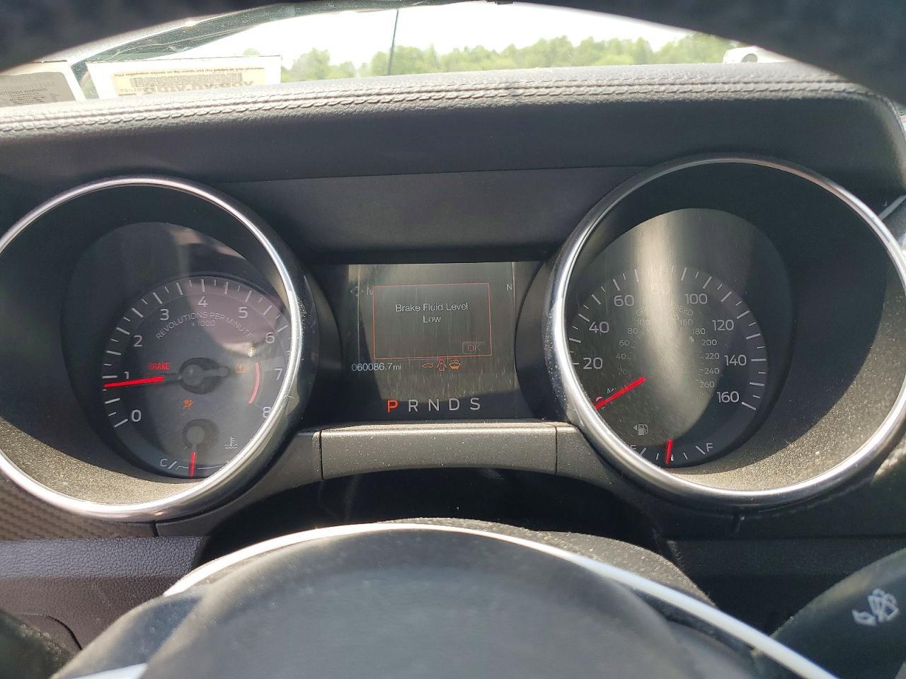 2019 Ford Mustang - zdjęcie 9