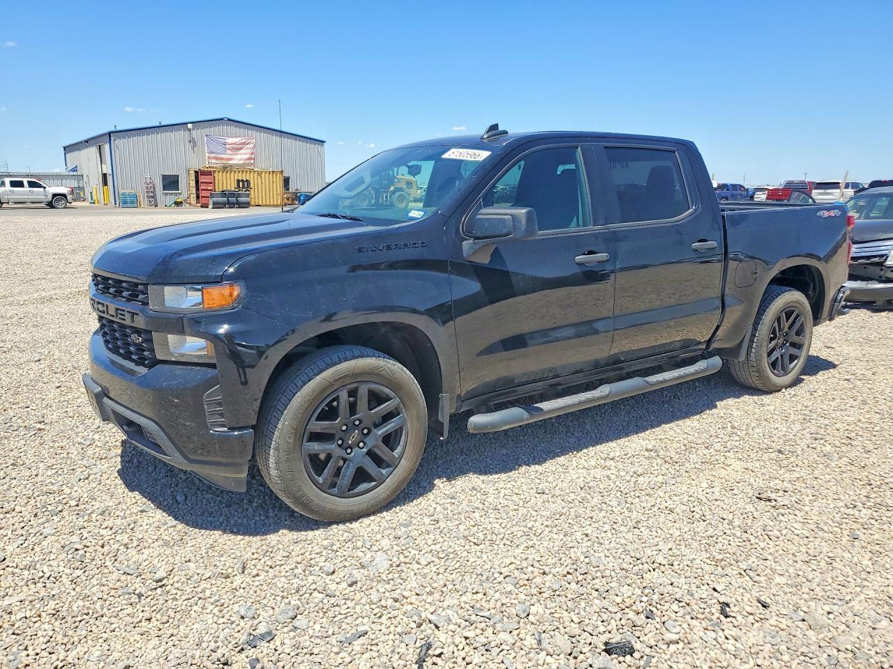 2021 Chevrolet Silverado K1500 Custom - zdjęcie główne