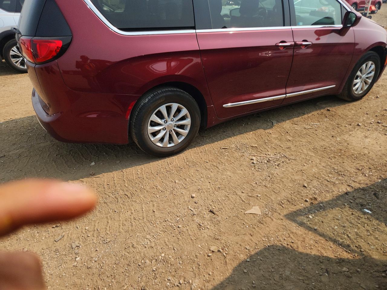 2019 Chrysler Pacifica Touring L - zdjęcie 3