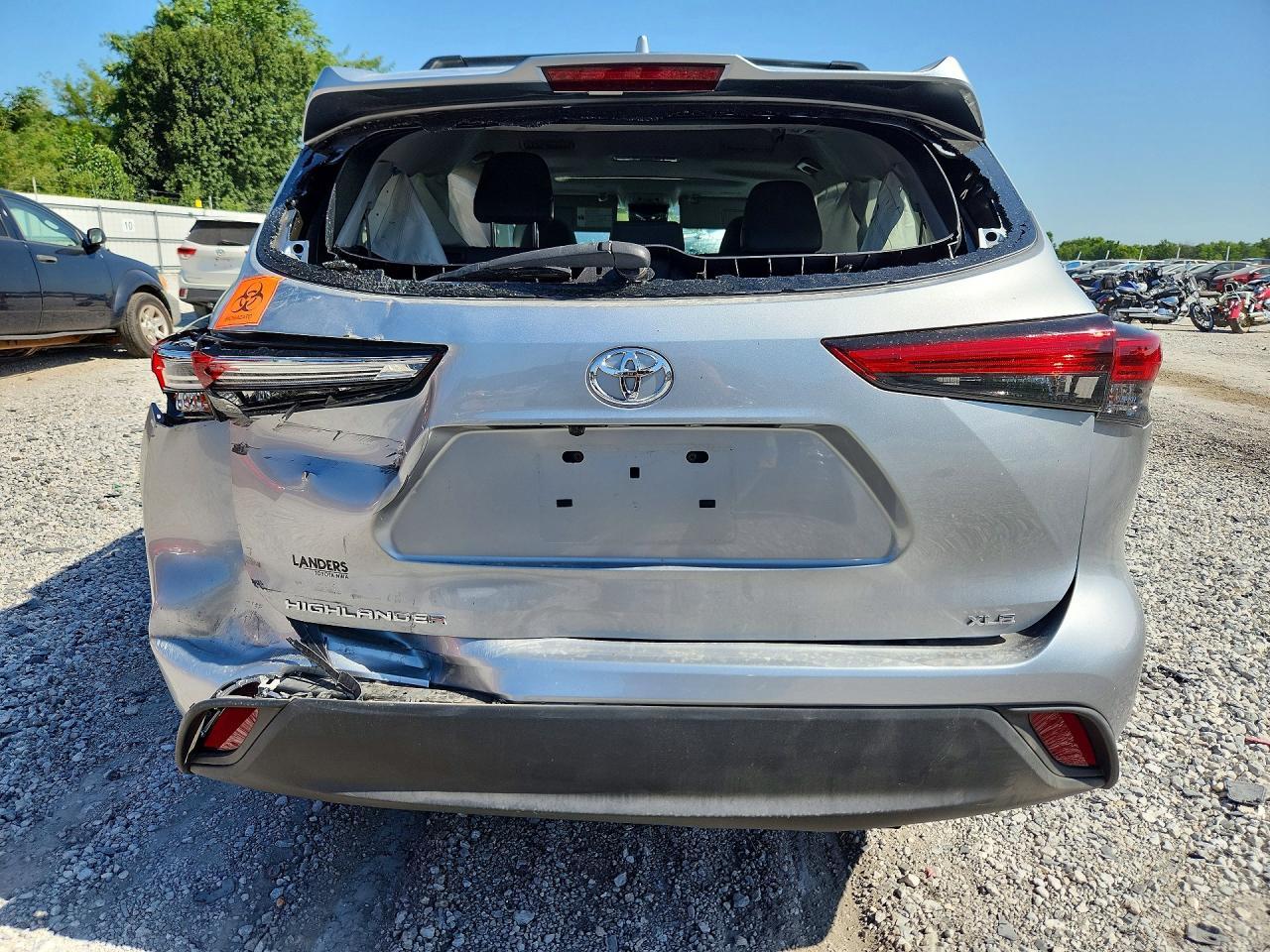 2021 Toyota Highlander Xle - zdjęcie 6