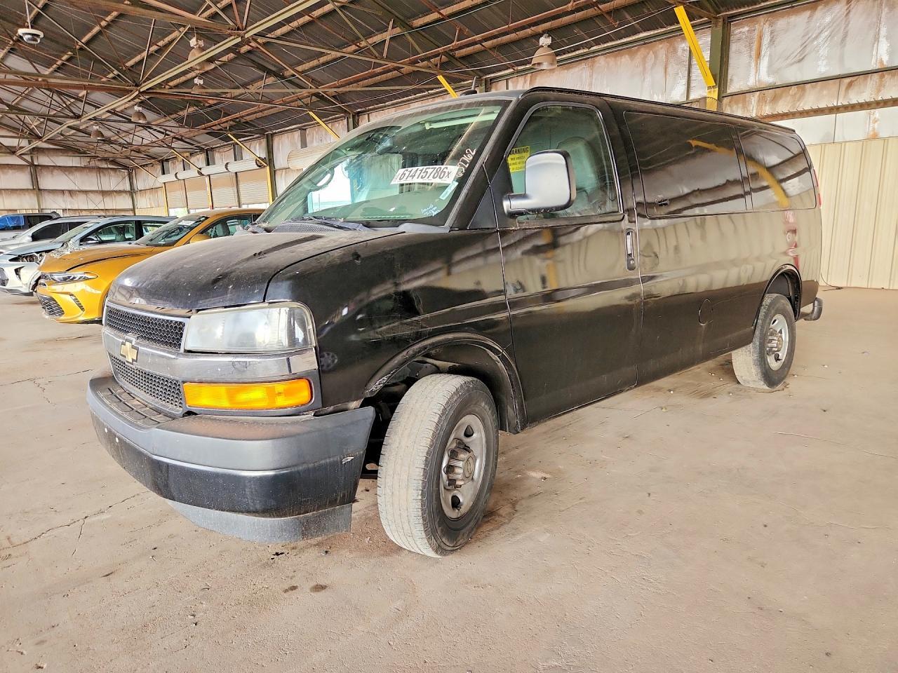 2015 Chevrolet Express G2500 - zdjęcie główne