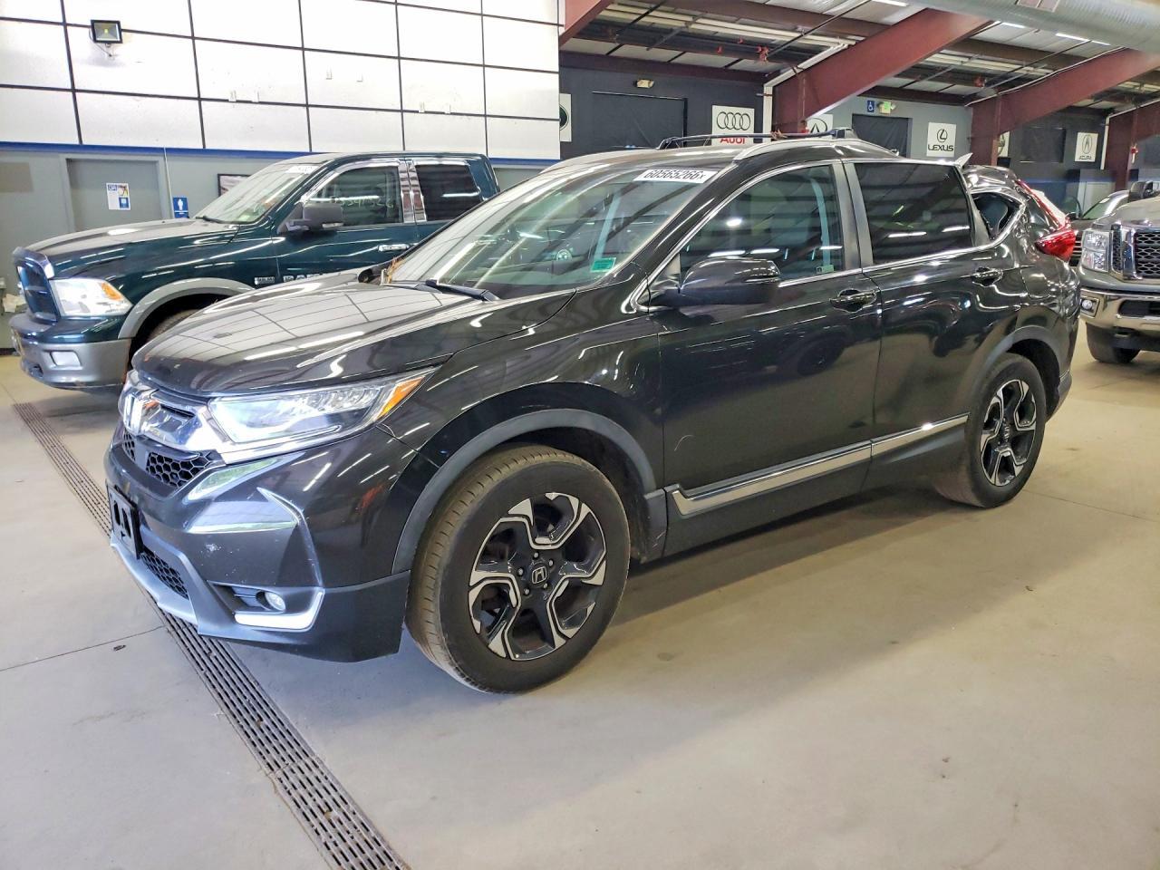 2018 Honda Cr-V Touring - zdjęcie główne