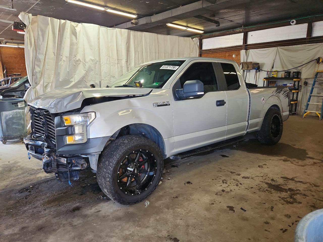 2017 Ford F150 Super Cab - zdjęcie główne