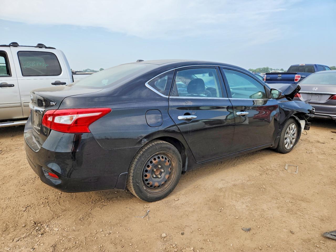 2017 Nissan Sentra Sv - zdjęcie 3