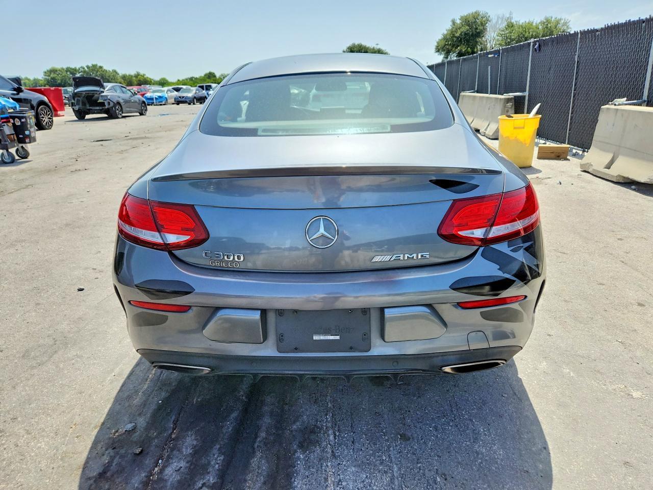 2017 Mercedes-Benz C 300 - zdjęcie 6