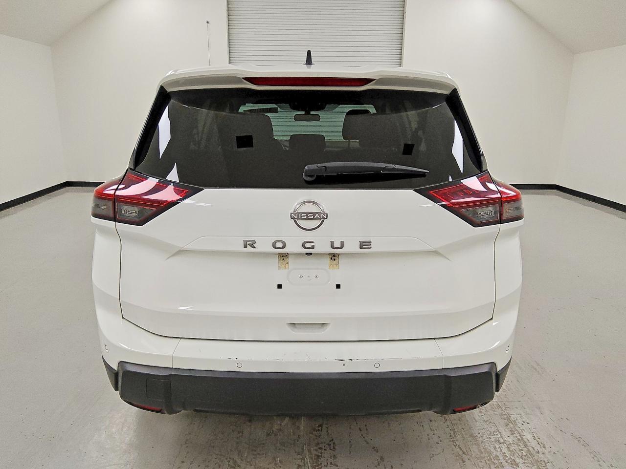 2024 Nissan Rogue S - zdjęcie 6
