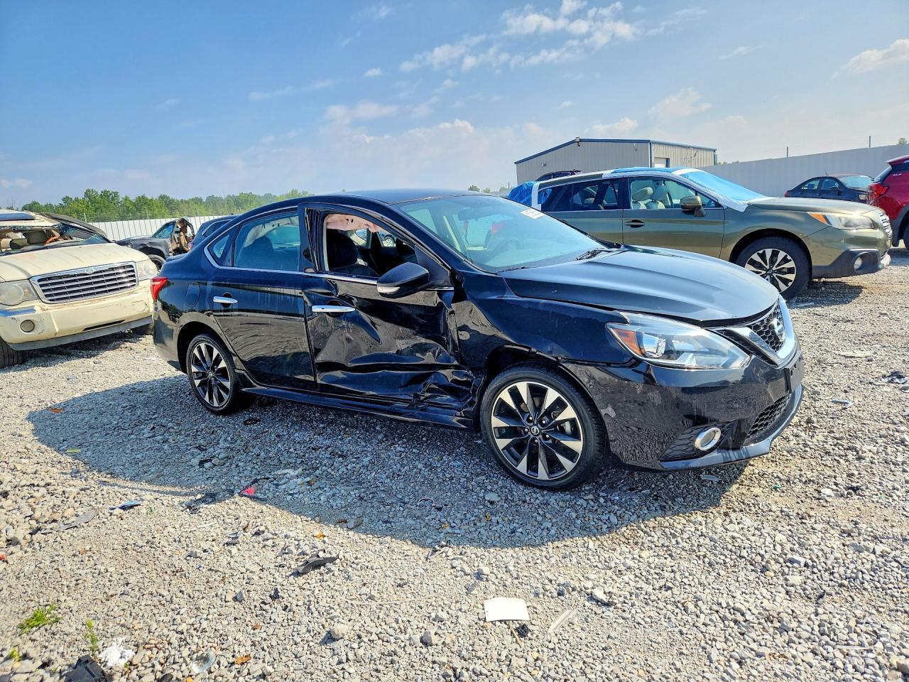 2019 Nissan Sentra Sr - zdjęcie 4