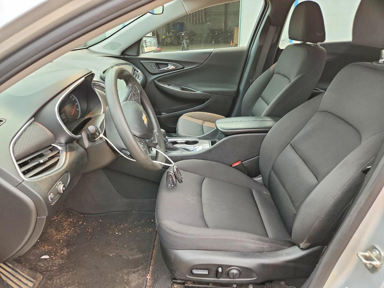 2021 Chevrolet Malibu Lt - zdjęcie 7