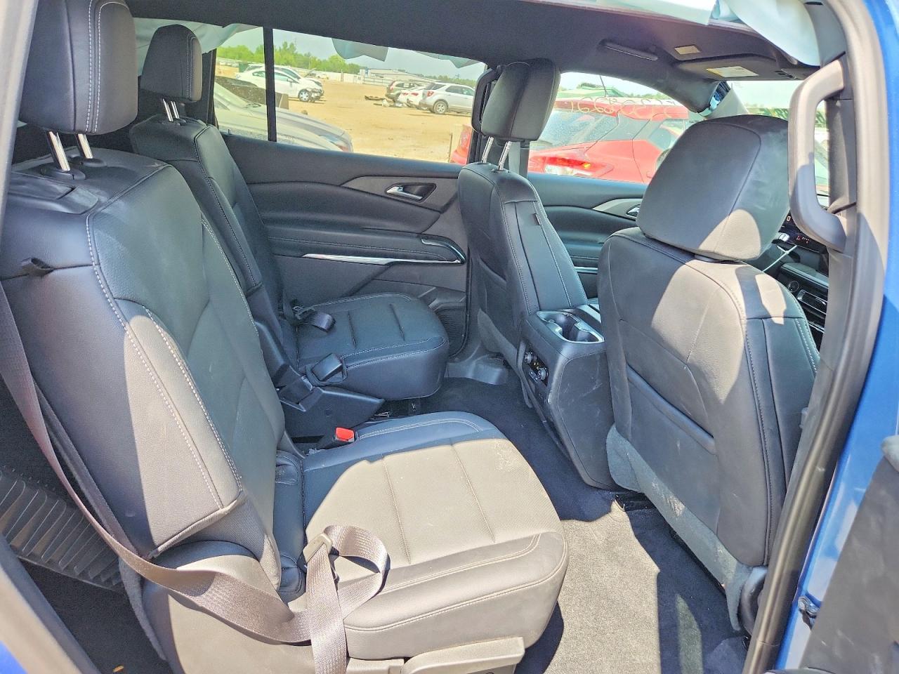 2026 Chevrolet Traverse Lt - zdjęcie 11