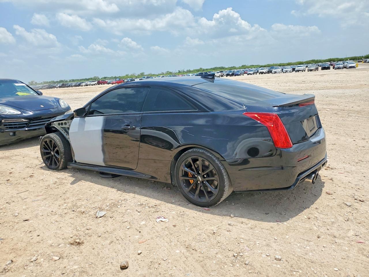 2016 Cadillac Ats-V - zdjęcie 2